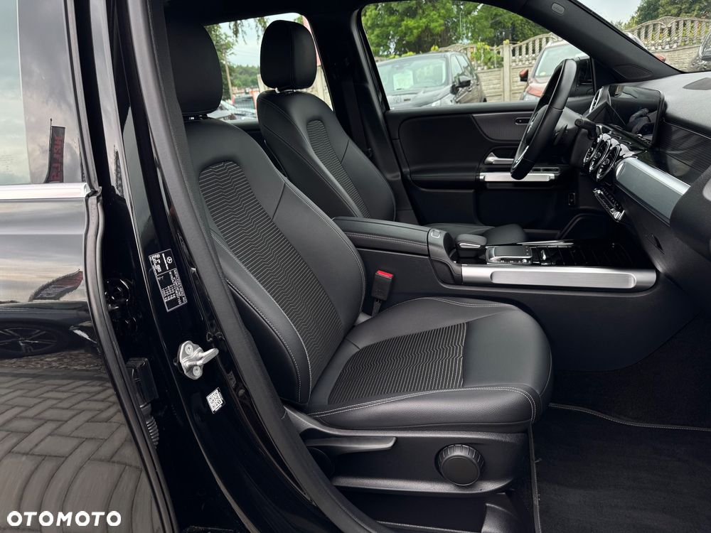 Mercedes-Benz GLB 200 d 8G-DCT Progressive Advanced - 8
