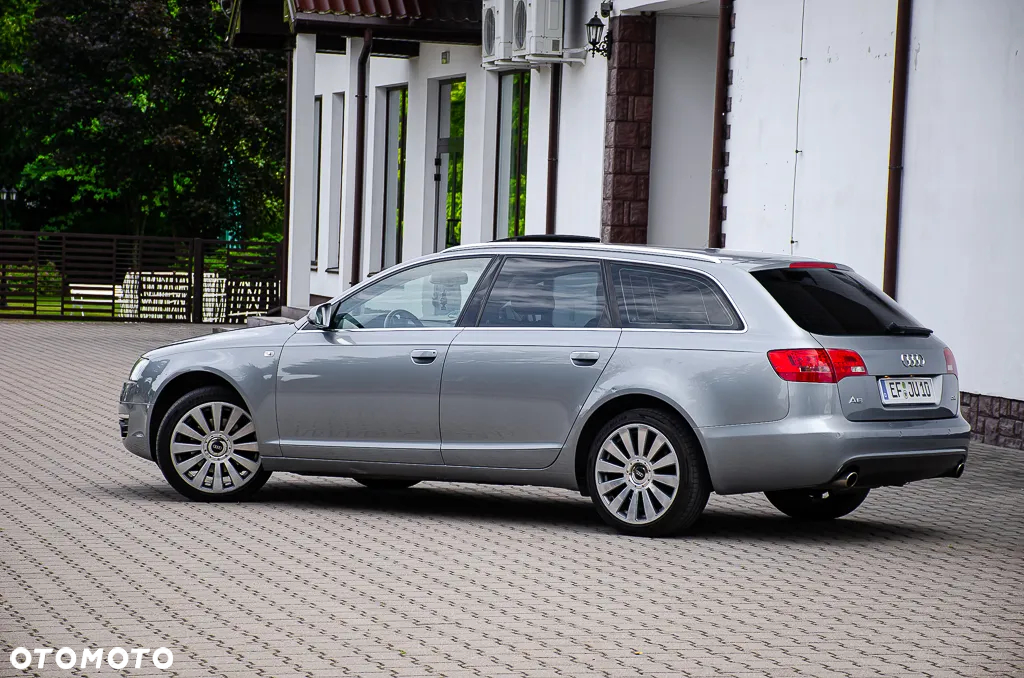 Audi A6 Avant 2.4 - 21
