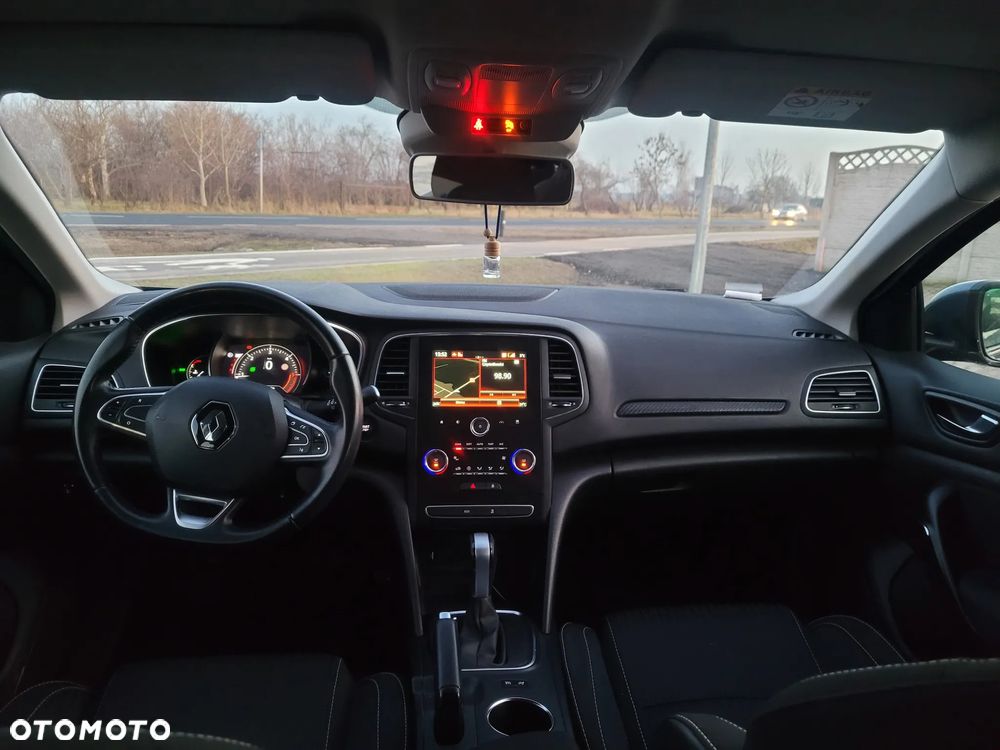 Renault Megane 1.5 Blue dCi Intens EDC - 9