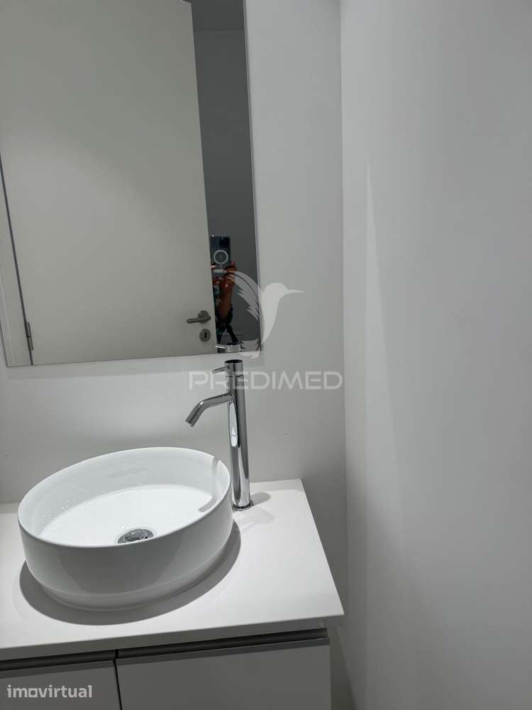 Apartamento T1 com Suite em Condomínio Fechado | Rua da Constituiçã... - Grande imagem: 5/10