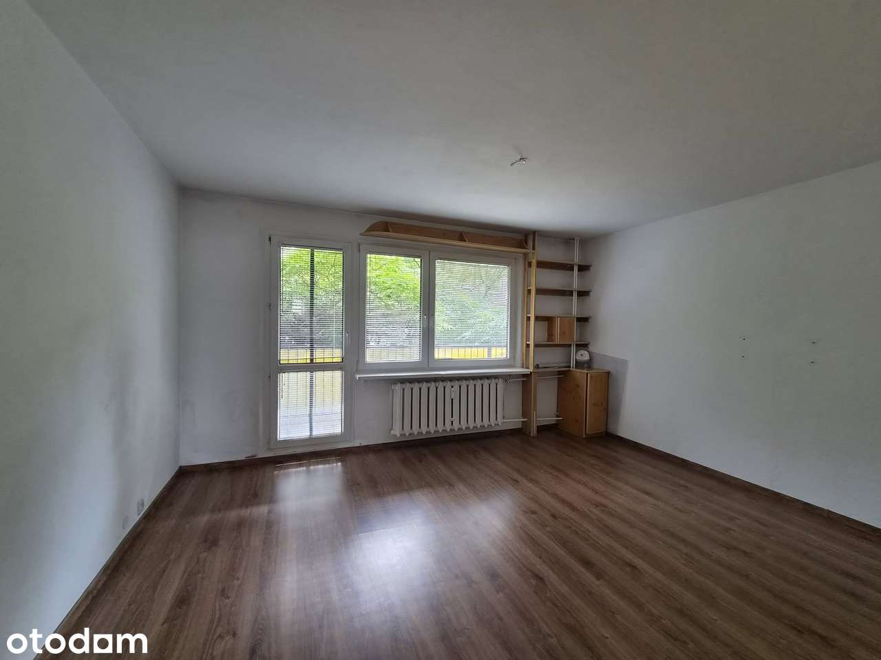Konin, os. Chorzeń - ul. Makowa - parter - balkon 2/3 pokoje -48 m2
