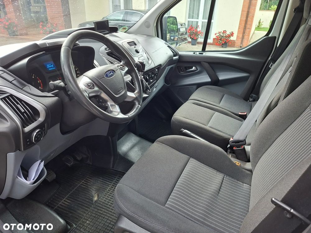 Ford Transit Custom - 13