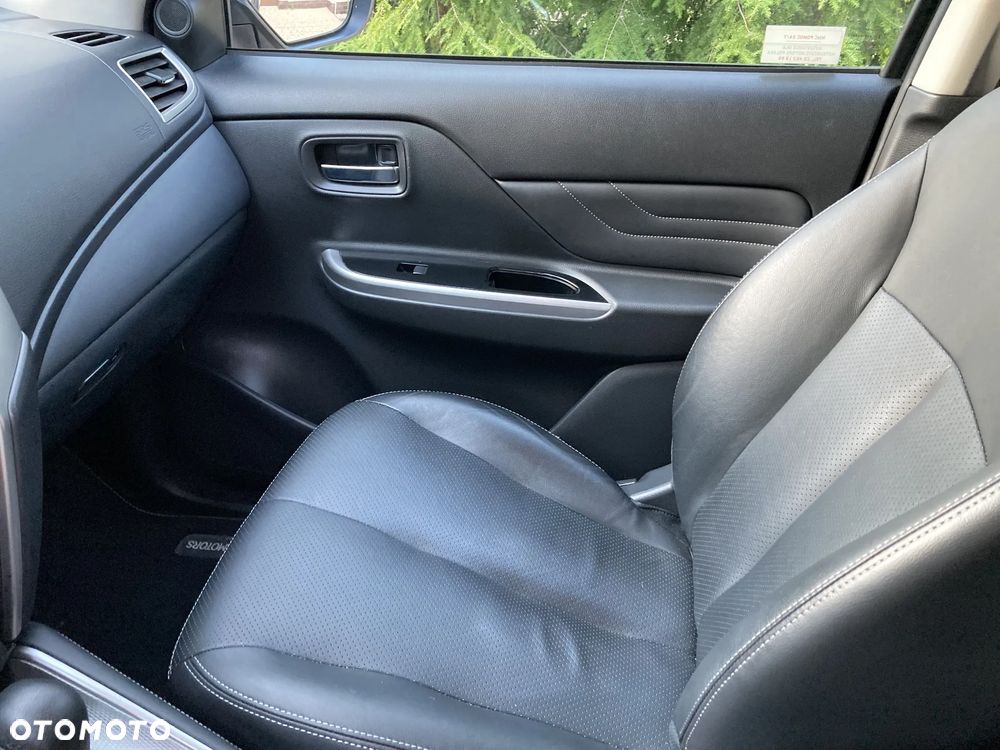 Mitsubishi L200 2.2 d DC Stark Basic - 14