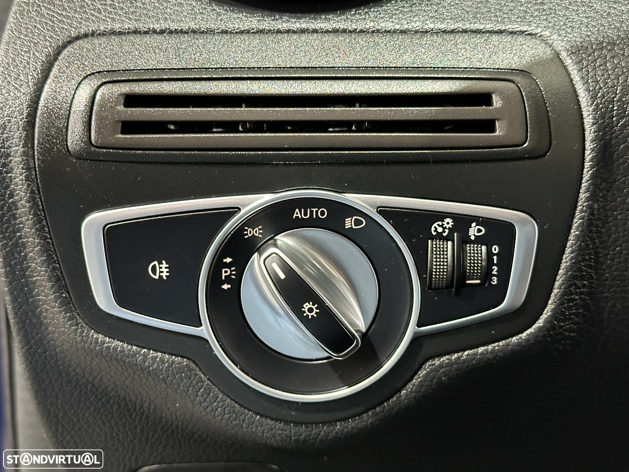 Mercedes-Benz C 200 d Business Solutions - 21