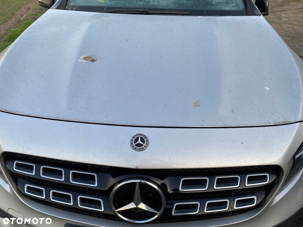 MERCEDES gla 156 amg kompletna maska kolor 761 igla - 1