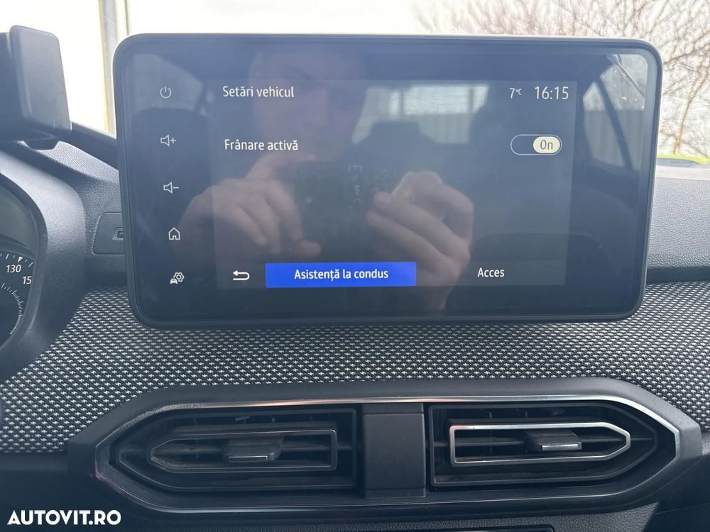 Dacia Logan TCe 90 MT6 Comfort - 15