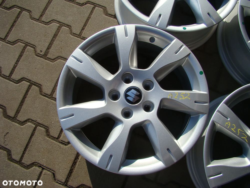 a252 5x114,3 Suzuki Vitara Grand Vitara SX4 Cross S-Cross 7Jx17 - 5