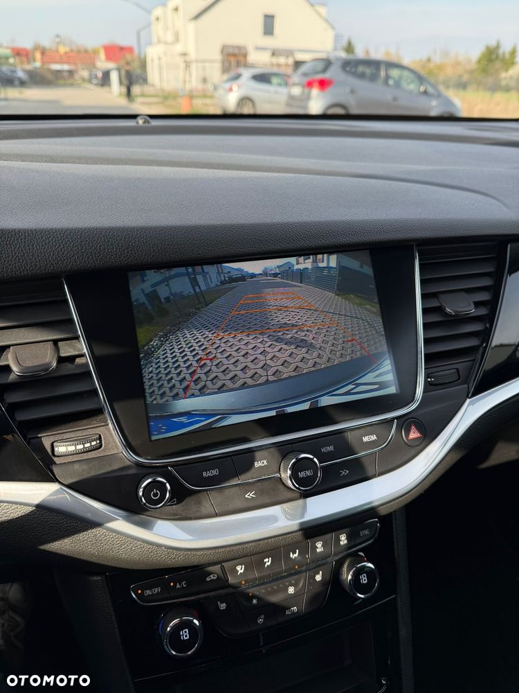 Opel Astra 1.6 CDTI Dynamic S&S - 22