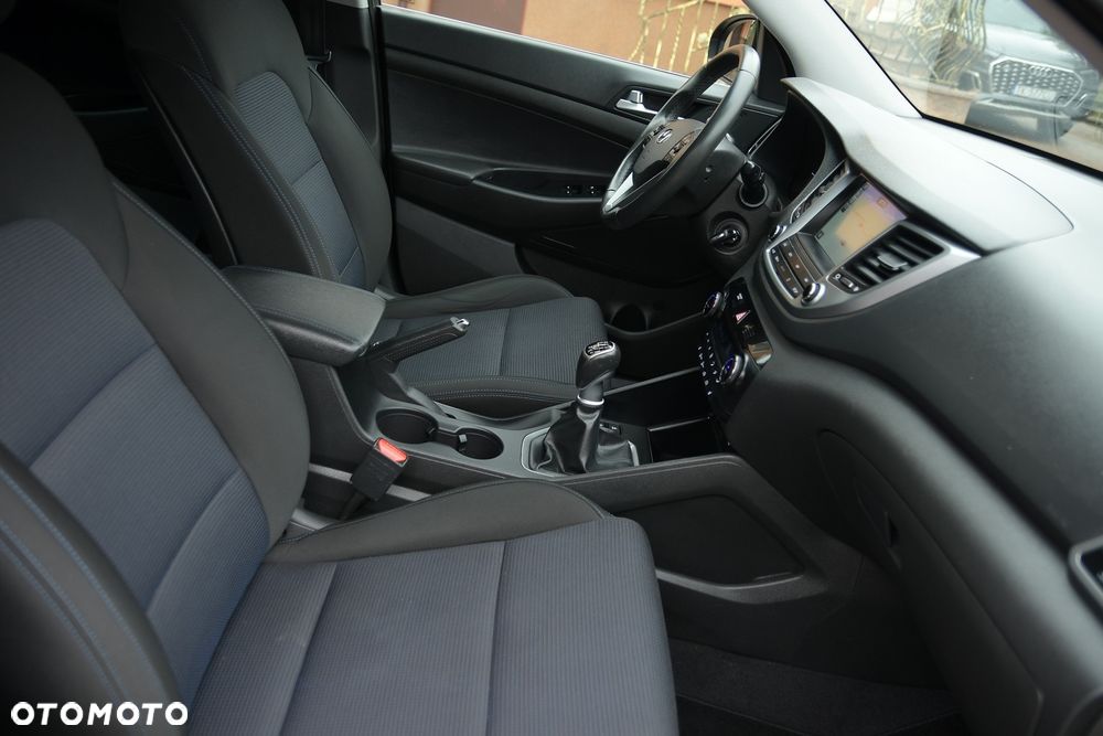 Hyundai Tucson 1.6 GDi 2WD Select - 16