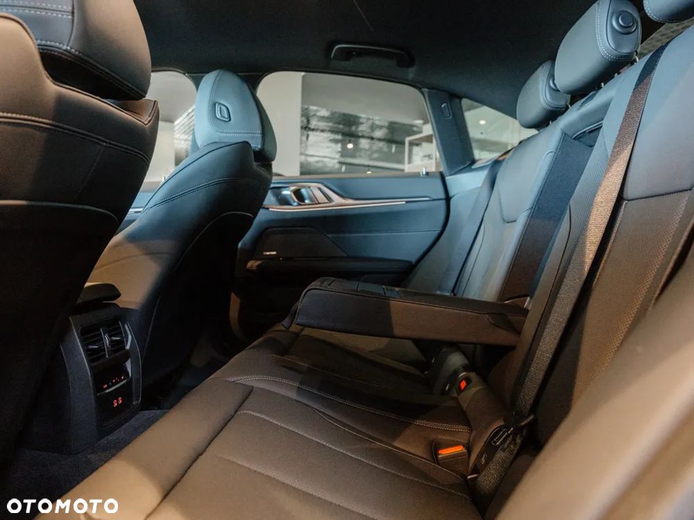 BMW Seria 4 420d xDrive - 12