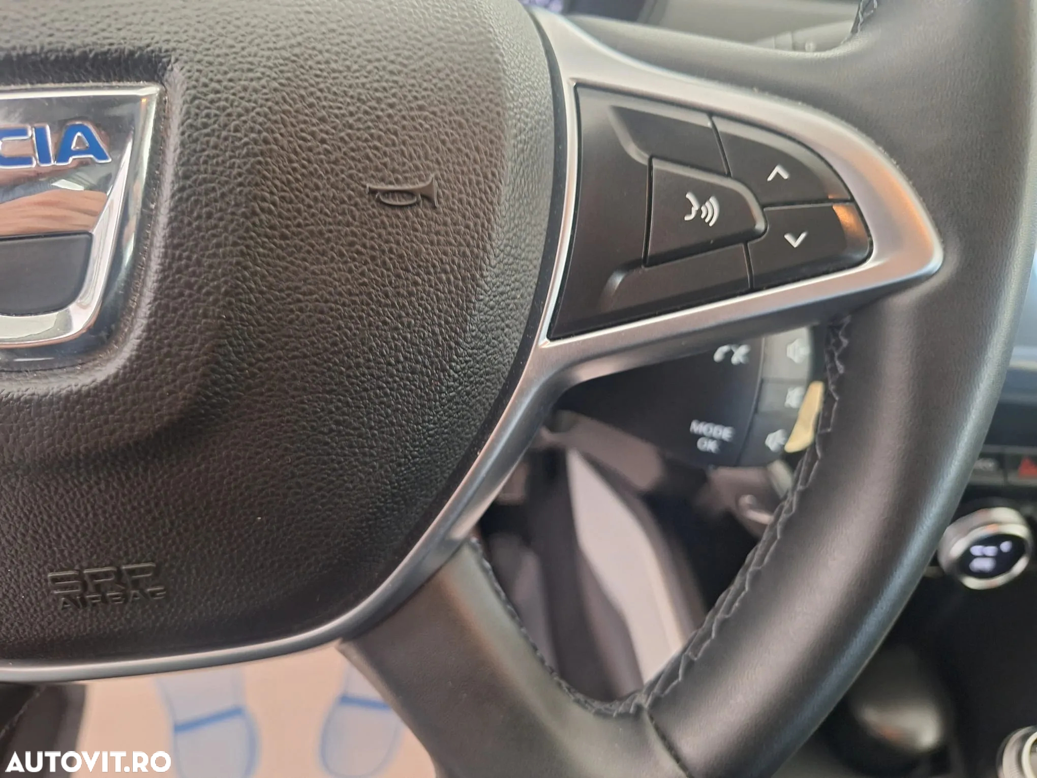 Dacia Duster 1.5 Blue dCi 4WD Prestige jante 17" - 26