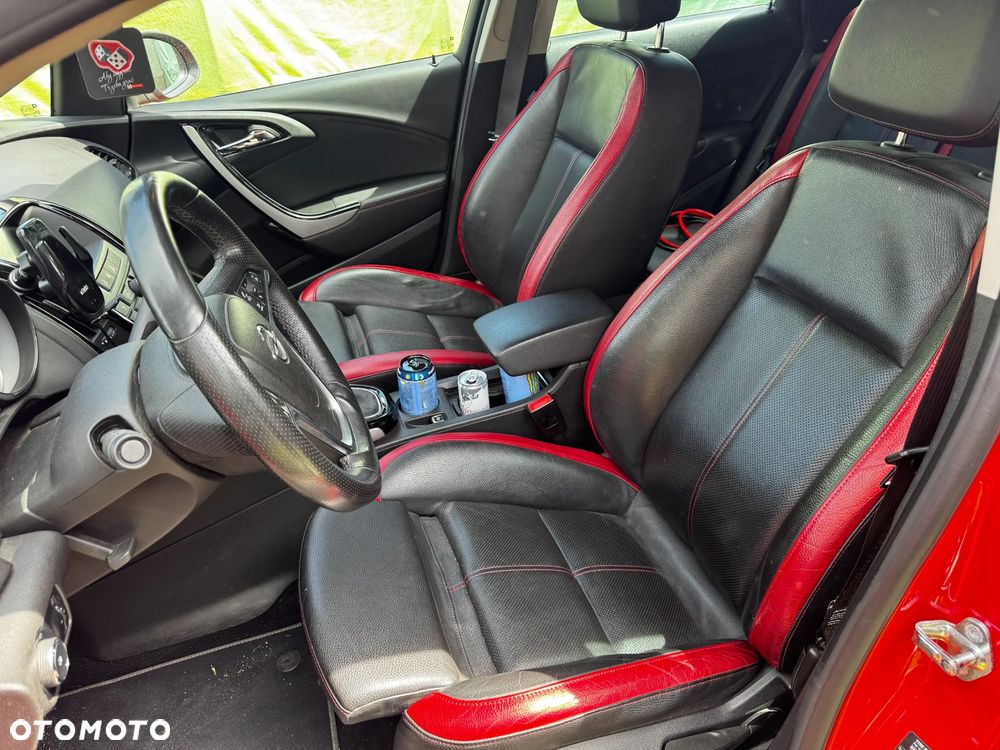 Opel Astra 2.0 CDTI Bi-Turbo S&S - 11