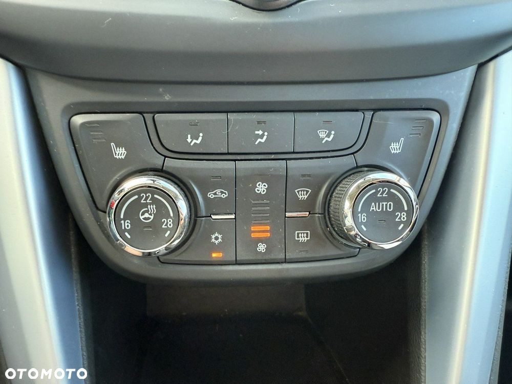 Opel Zafira - 25