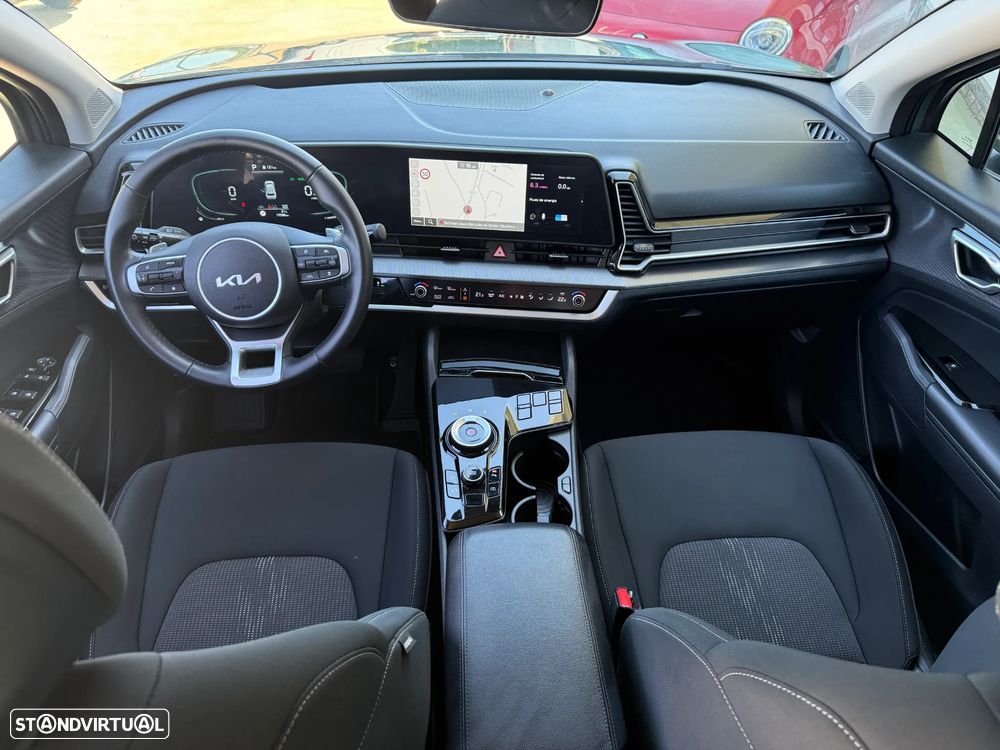 Kia Sportage 1.6 T-GDi HEV Tech - 27