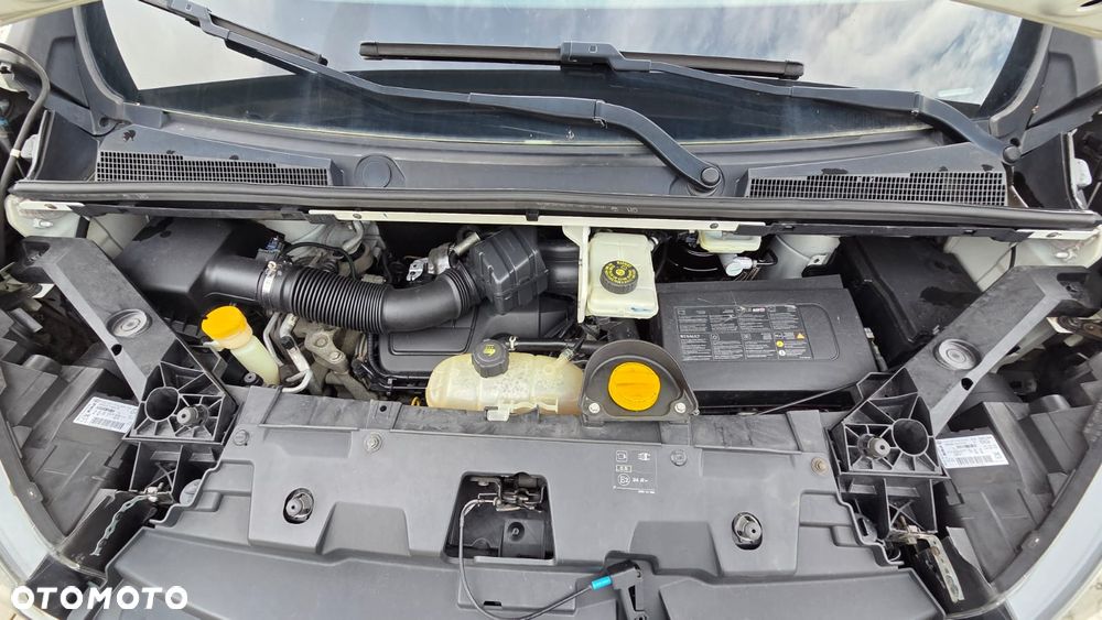 Renault TRAFIC - 11