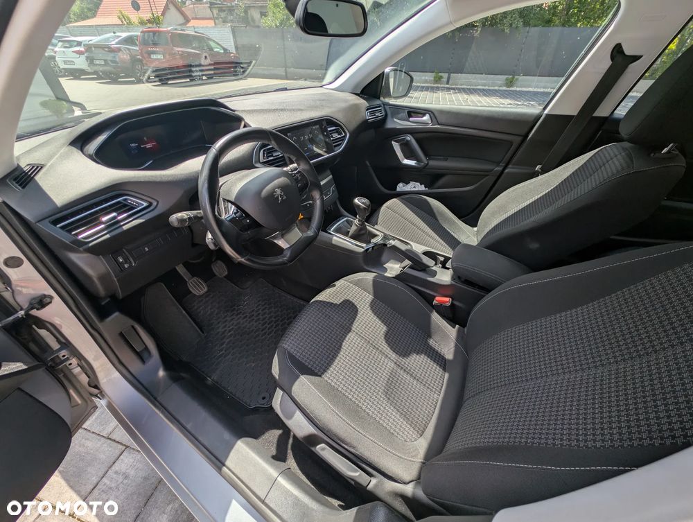 Peugeot 308 1.5 BlueHDi Active S&S - 10