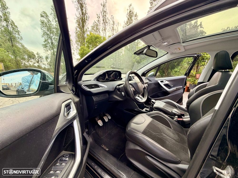 Peugeot 2008 1.2 PureTech Crossway - 25
