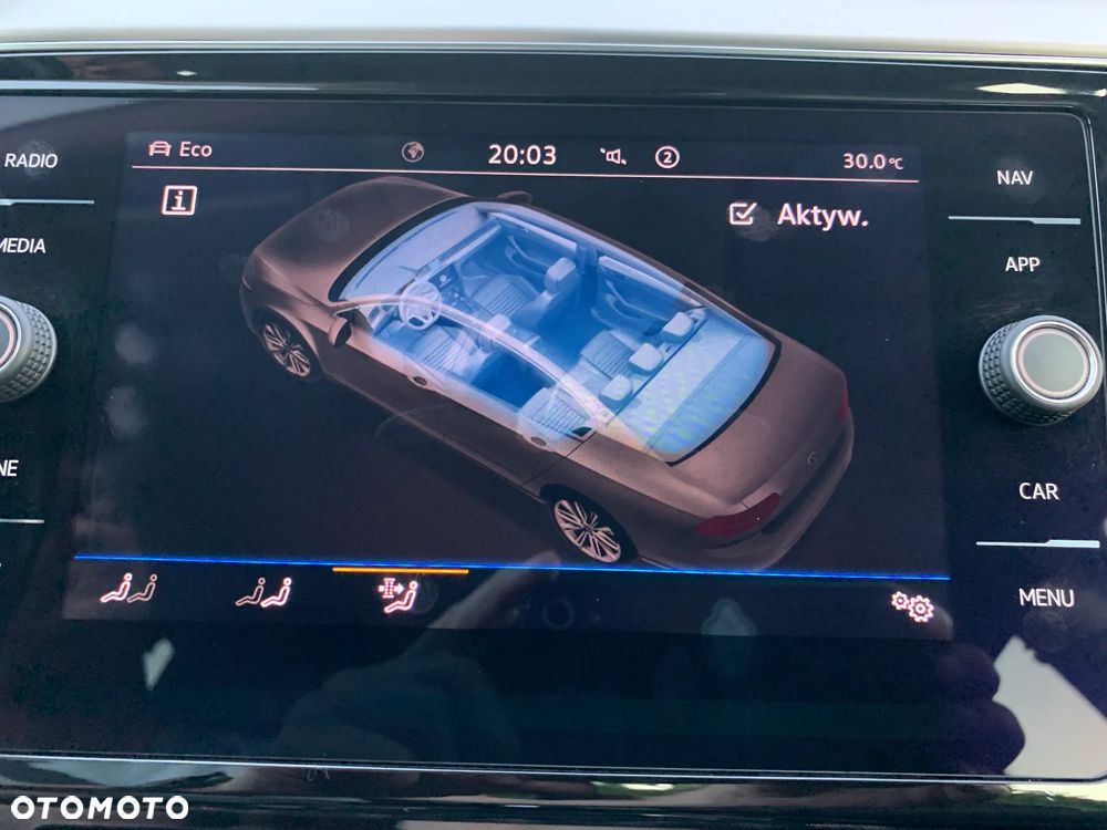Volkswagen Passat 1.5 TSI EVO Elegance DSG - 37