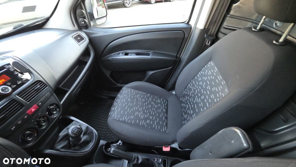 Fiat Doblo - 17