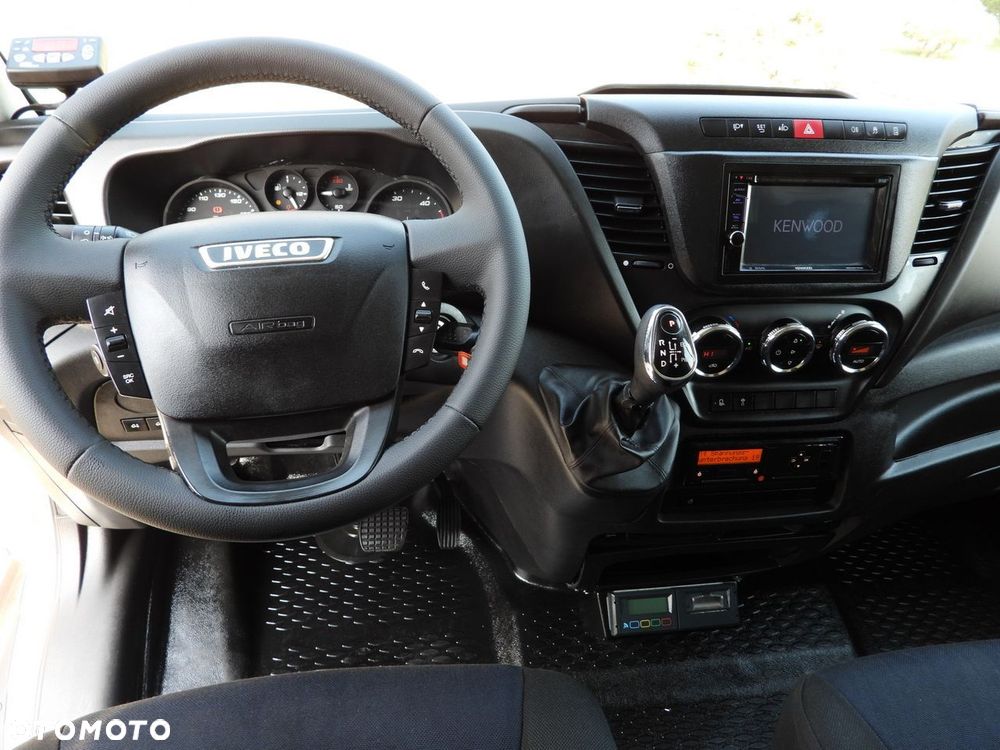 Iveco DAILY CHŁODNIA KONTENER -10*C WINDA 9 PALET ZASILANIE 230V TEMPOMAT PNEUMATYKA AUTOMAT HI-MATIC BLIŹNIACZE KOŁA KLIMATYZACJA  170KM - 31