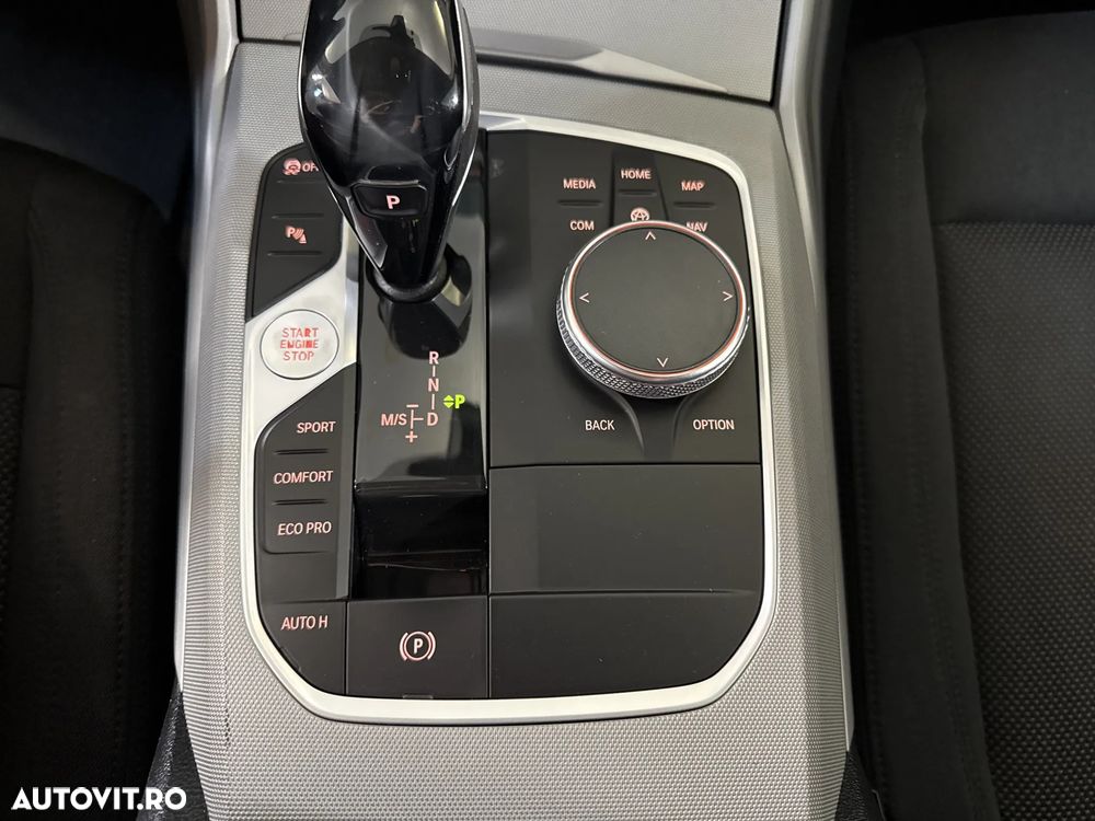 BMW Seria 3 320d xDrive AT - 18