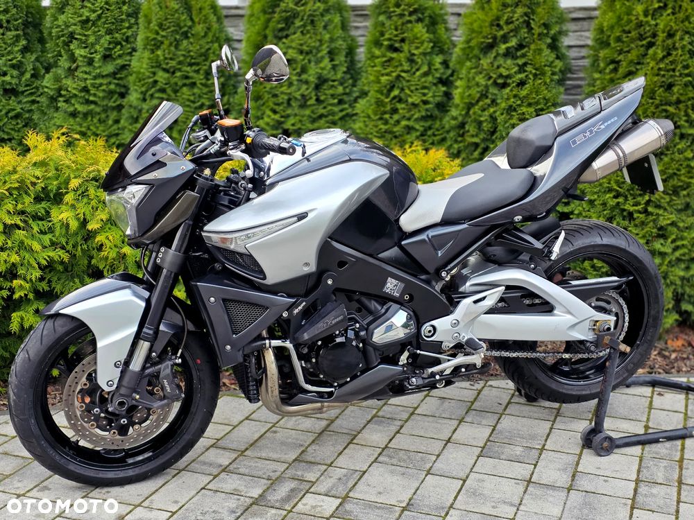 Suzuki GSX - 25