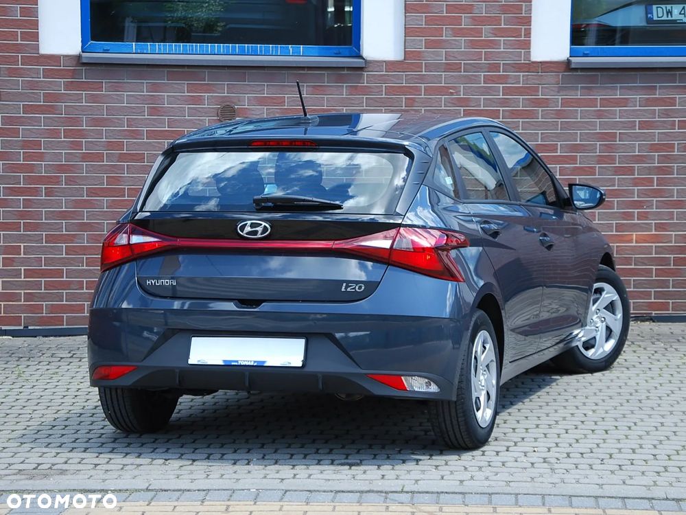Hyundai i20 1.2 Pure - 22
