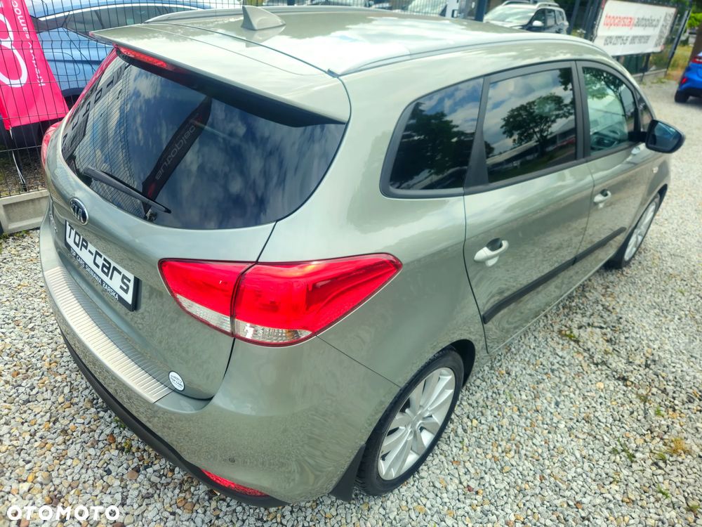Kia Carens 1.6 GDI ISG Spirit - 19