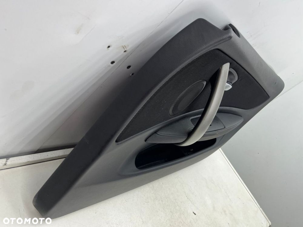 Tapicerka BMW E81 3Drzwi E82 Coupe 04-11r. boczek drzwi prawych przednich pasażera prawy przód - 13
