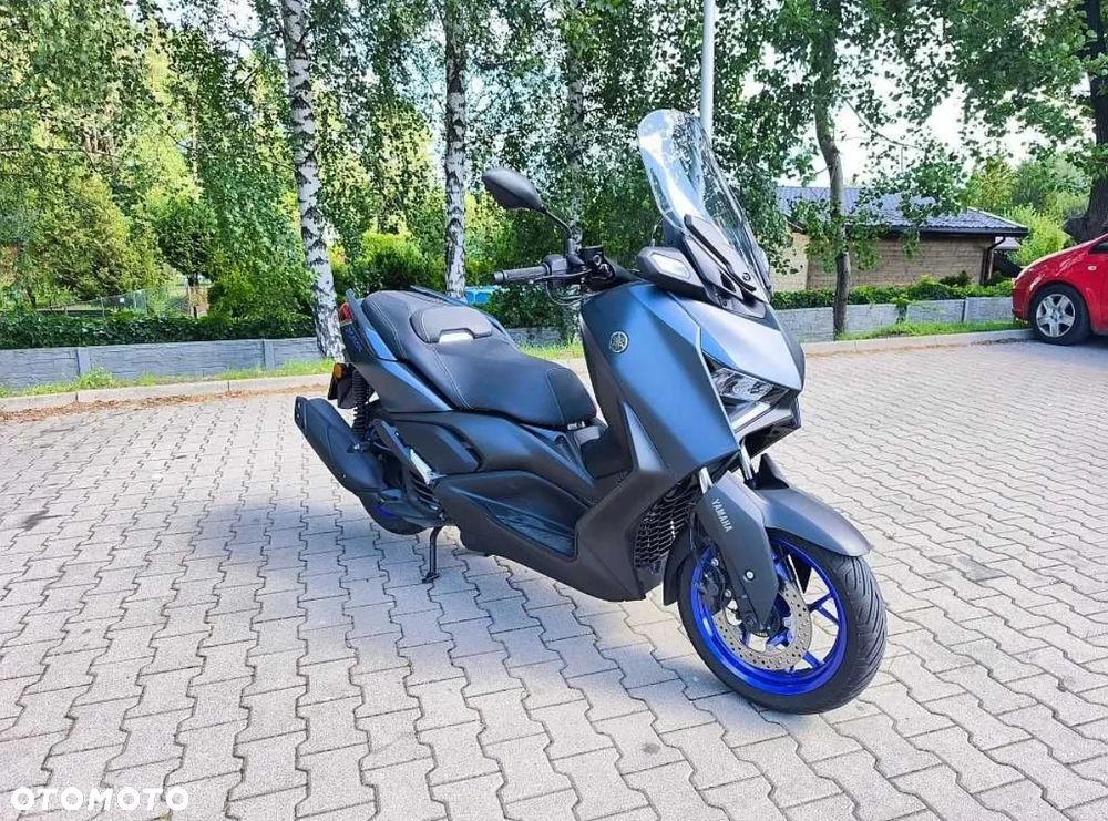Yamaha X-max - 4