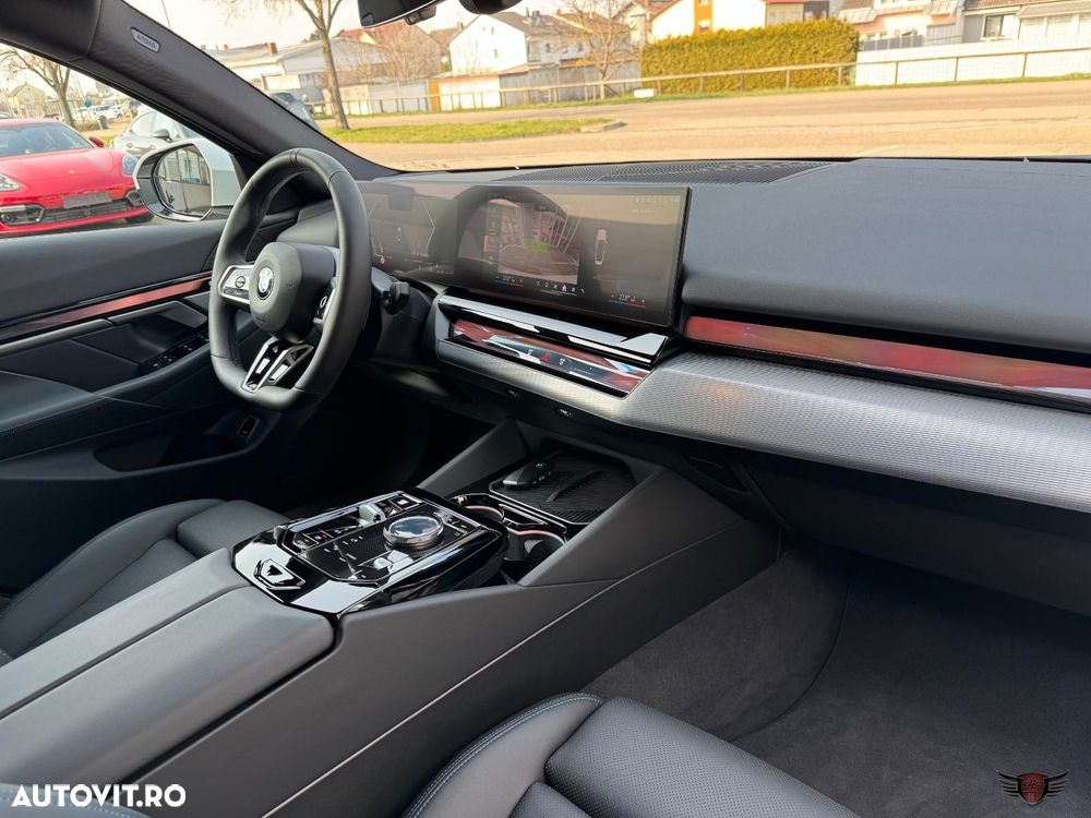 BMW Seria 5 520d Aut. - 11