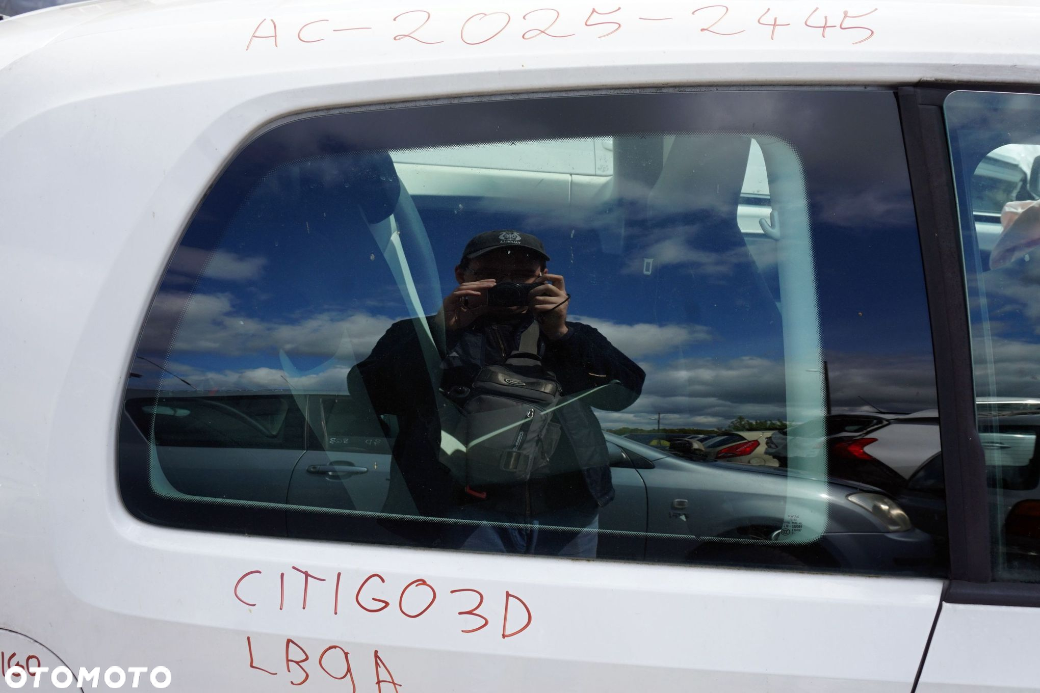 SZYBA KAROSERYJNA TYLNA PRAWA BOCZNA CITIGO NF1 3D HB 1ST845042K SKODA 2011-2019 - 2