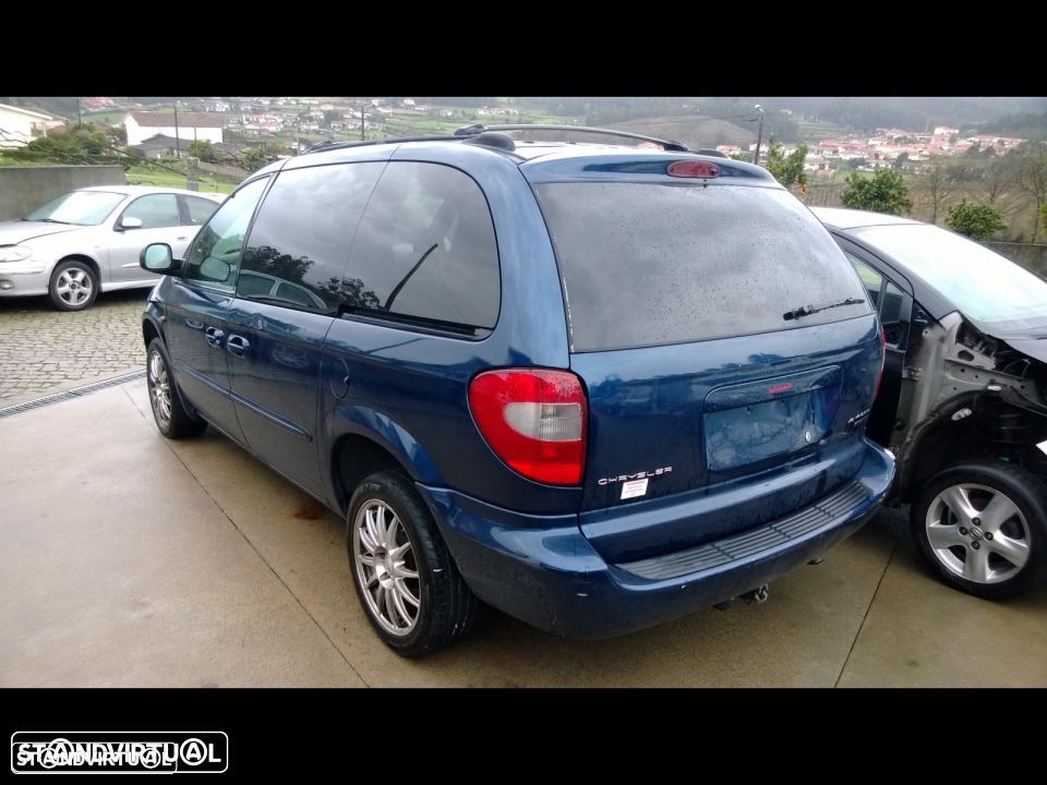 Chrysler Voyager 2.5 CRD para peças - 2