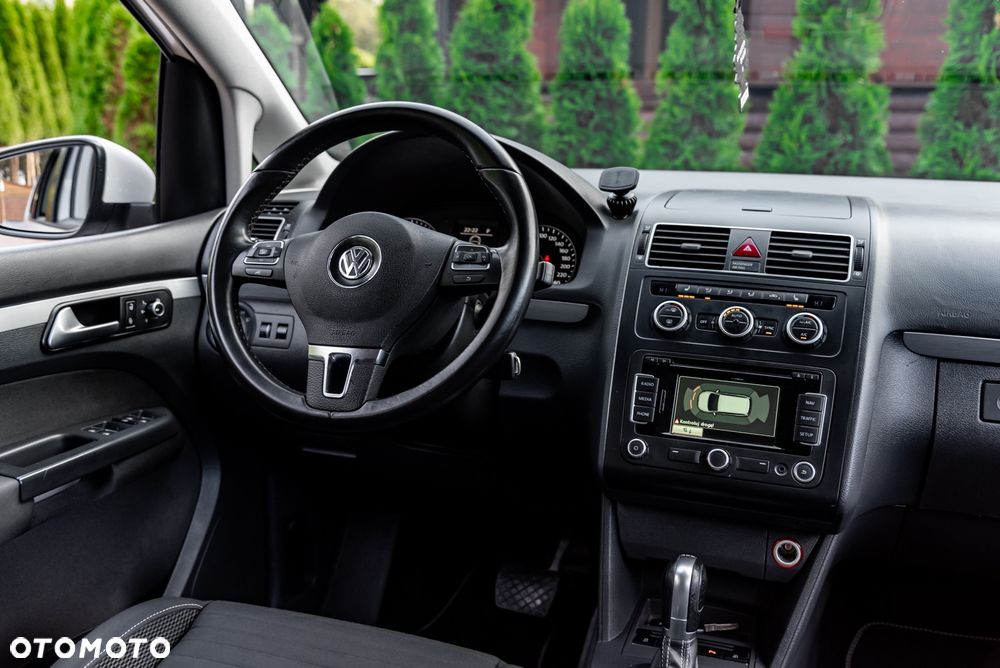 Volkswagen Touran 2.0 TDI DPF DSG Cup - 26
