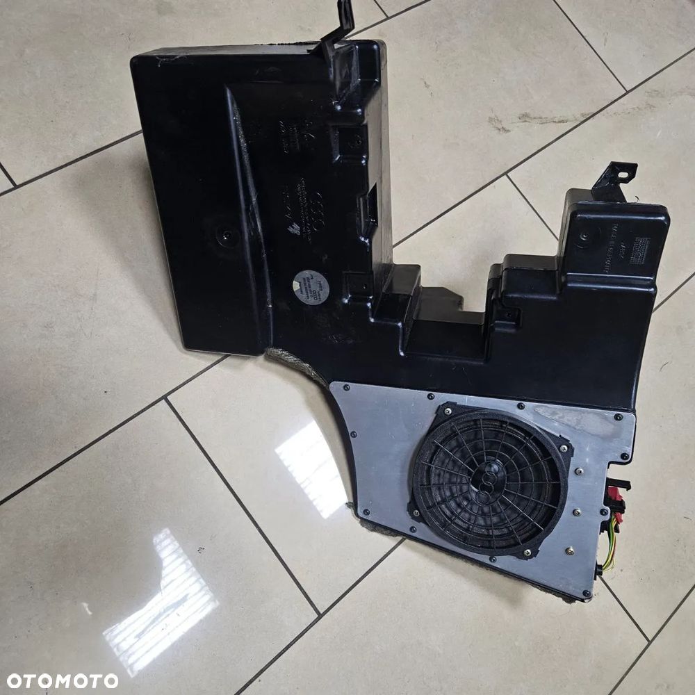 subwoofer / głośnik Audi / Nokia - 1