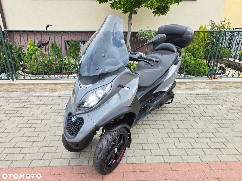 Piaggio MP-3 - 1