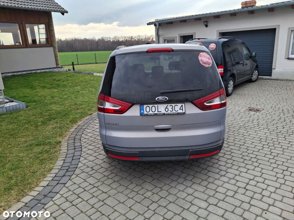 Ford Galaxy - 4