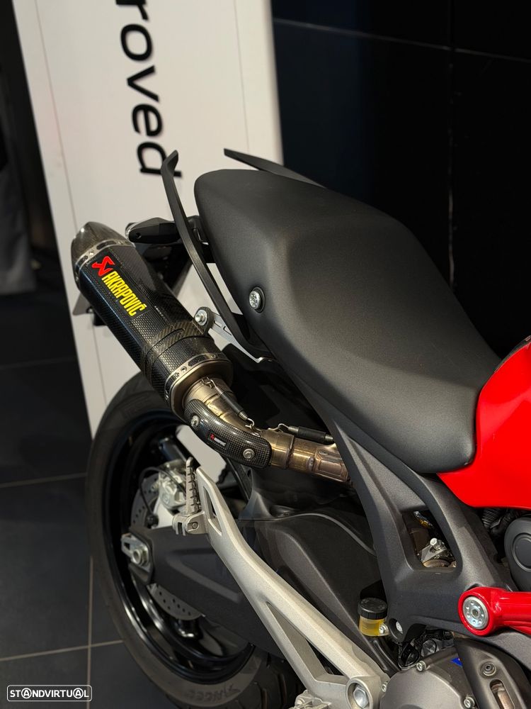 Ducati Monster 696+ ABS - 8