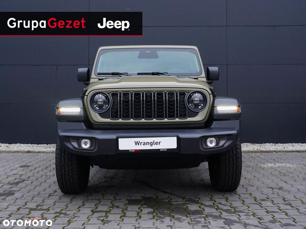 Jeep Wrangler - 8