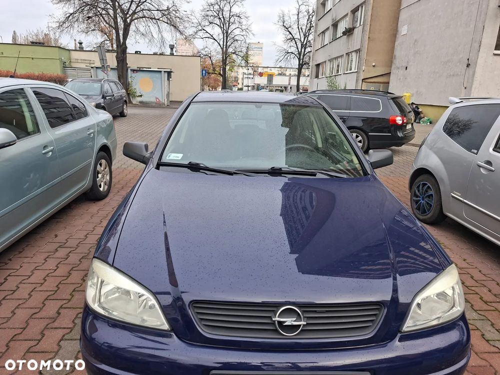 Opel Astra - 2