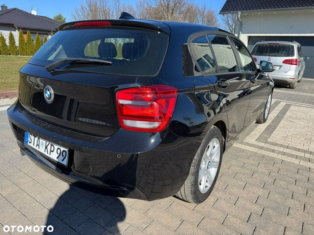 BMW Seria 1 118d Sport Line - 4