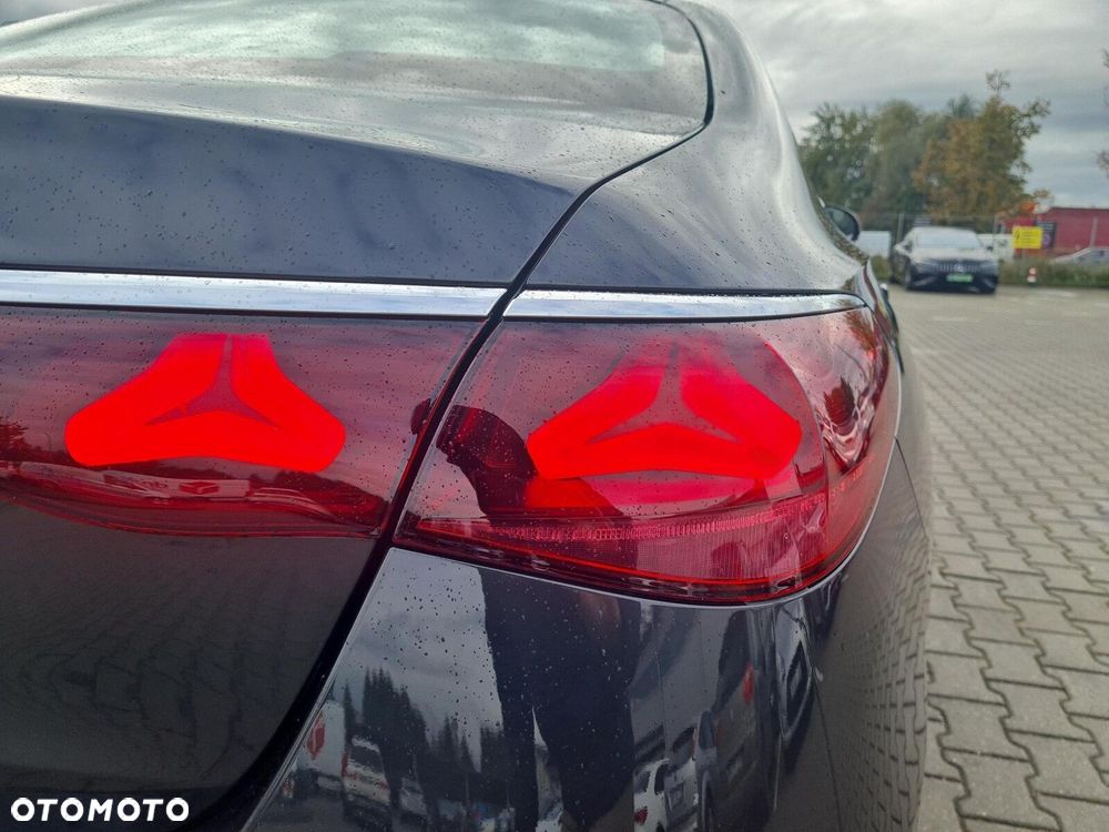 Mercedes-Benz Klasa E - 17