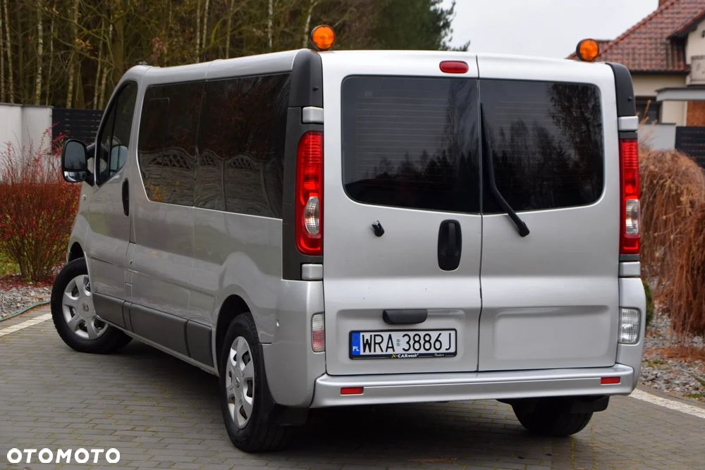 Renault Trafic Passenger FAP L2H1 Expression - 9