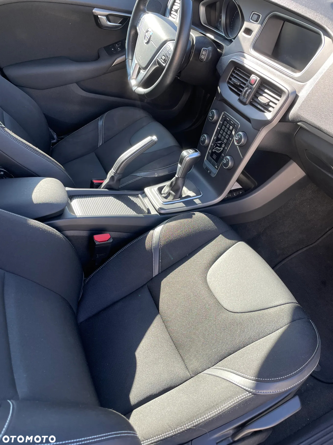 Volvo V40 D2 Kinetic - 9