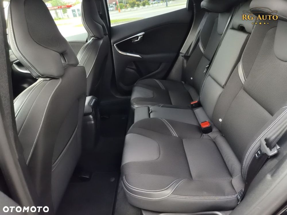 Volvo V40 - 26