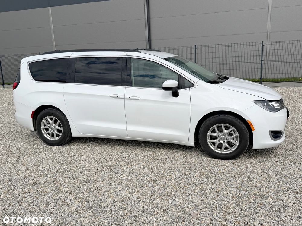 Chrysler Voyager - 2