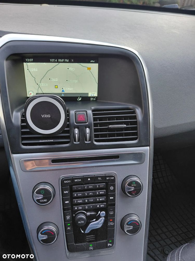 Volvo XC 60 D3 Drive-E Momentum - 12