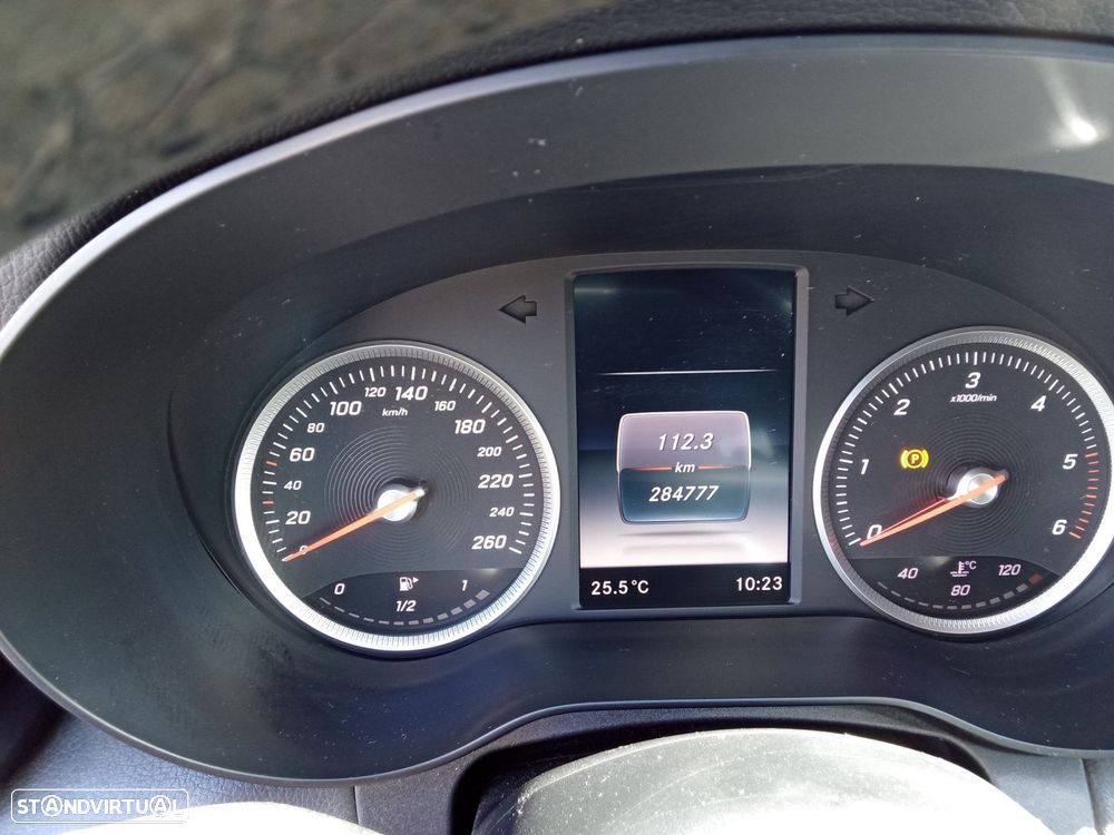 Mercedes-Benz C 180 BlueTEC Avantgarde - 12