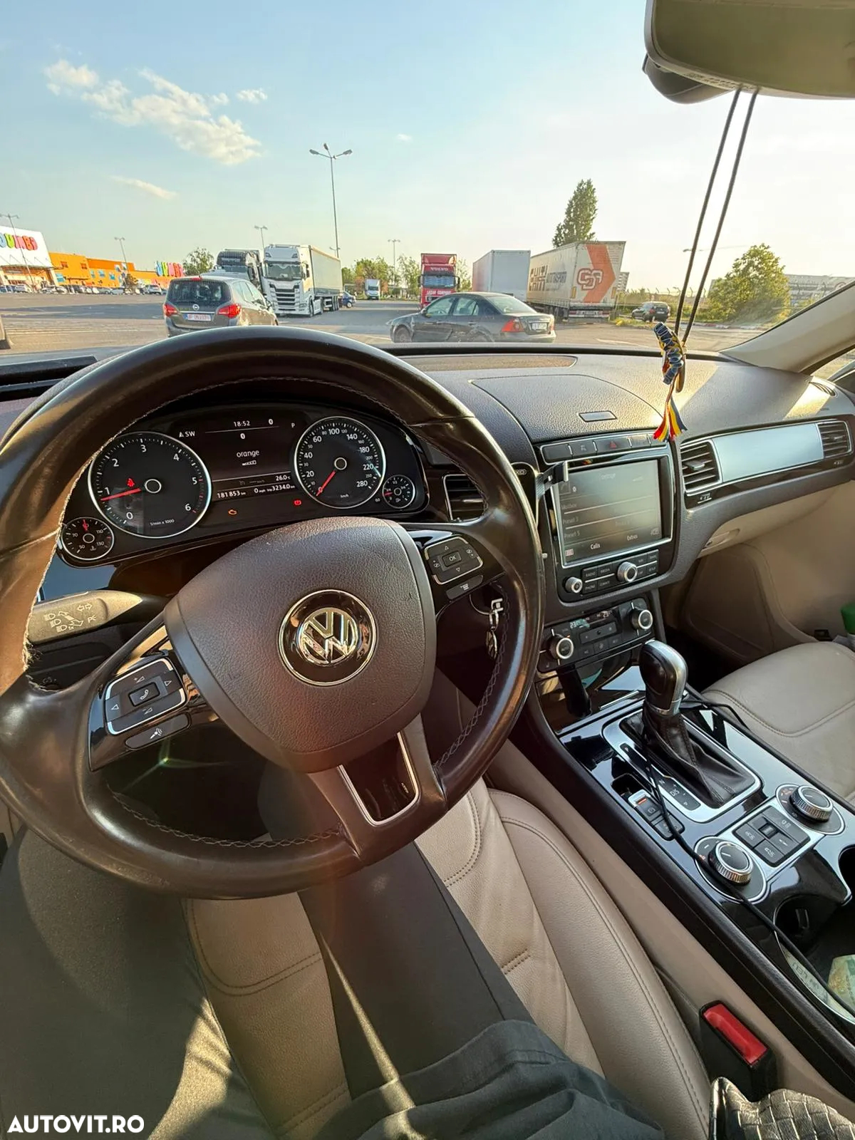 Volkswagen Touareg 3.0 V6 TDI BMT - 11
