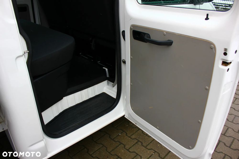 Volkswagen Transporter T6 2.0 TDI 102KM DOKA BRYGADÓWKA 6 OSÓB FV23% - 34